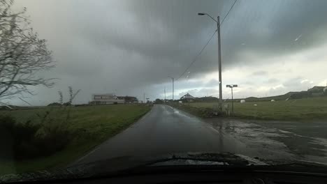 Stormy-afternoon-in-the-countryside