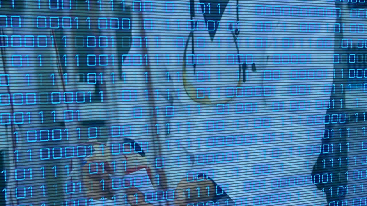 animación del procesamiento de datos sobre un médico masculino biracial