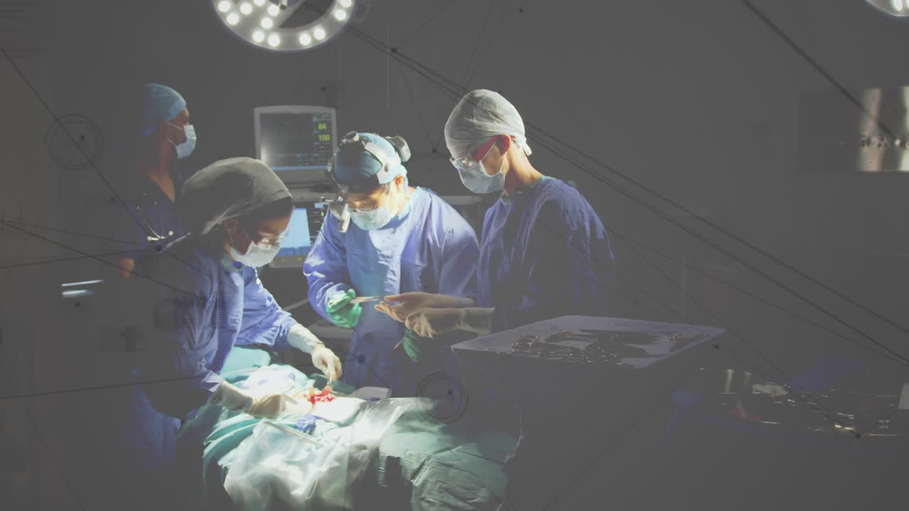 수술실에서 외과 의사들에 대한 연결 네트워크와 데이터 처리의 애니메이션
