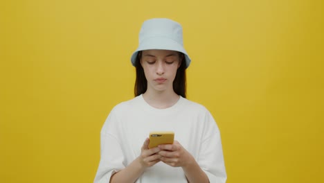 teenage girl using a smartphone