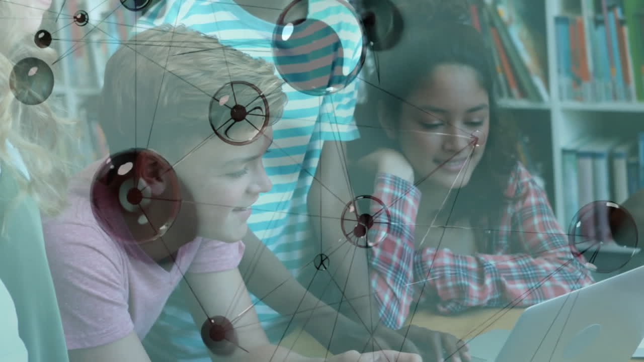 교실에서 다양한 학교 학생을위한 연결 네트워크와 데이터 처리의 애니메이션