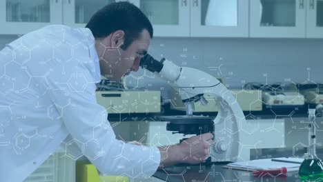 animación de moléculas sobre un científico caucásico usando el microscopio