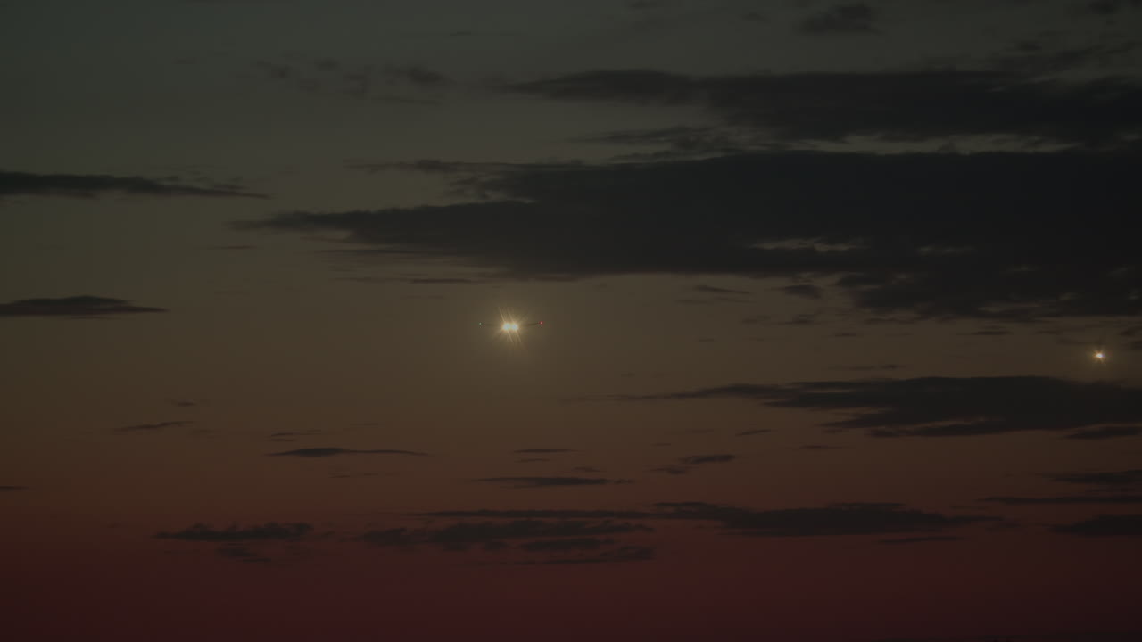 행성과 별이 있는 밤하늘