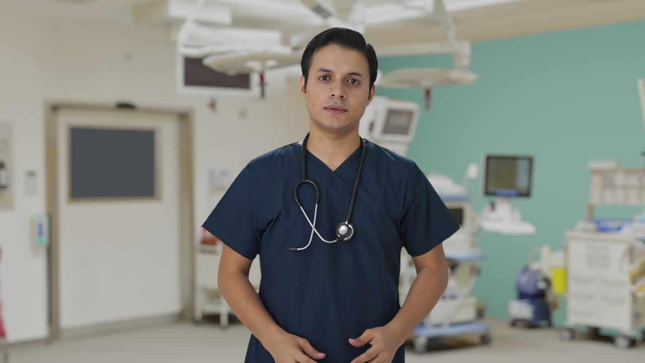 인도 의 의사 가 임무 를 수행 할 준비 를 하고 있다