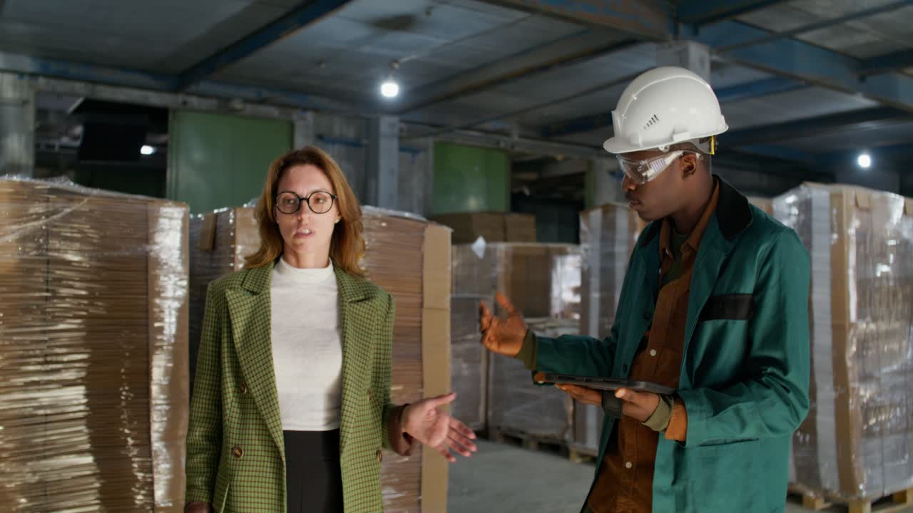 reunión de inspección del almacén