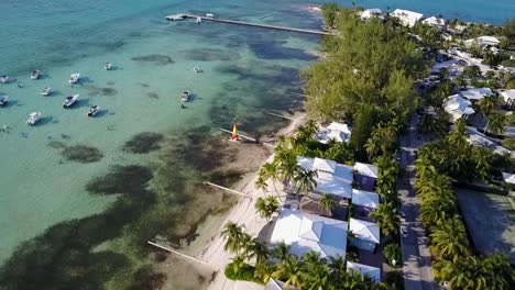 Drohnenaufnahme-Eines-Strandgrundstücks-In-Rum-Point,-Grand-Cayman-|-Cayman-Inseln