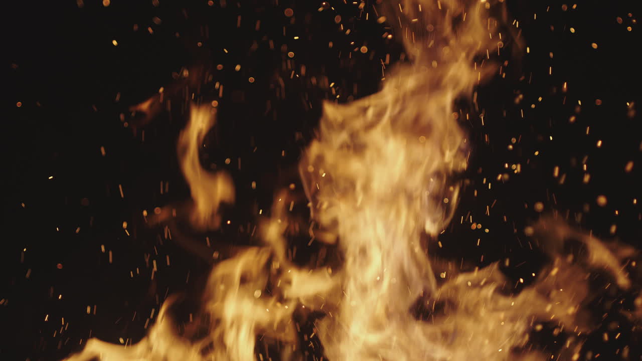 fuego ardiente con chispas