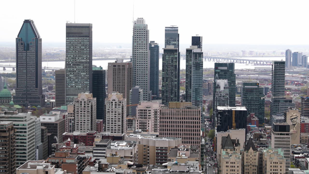 4k 가을의 몬트리올 도시 스카이라인