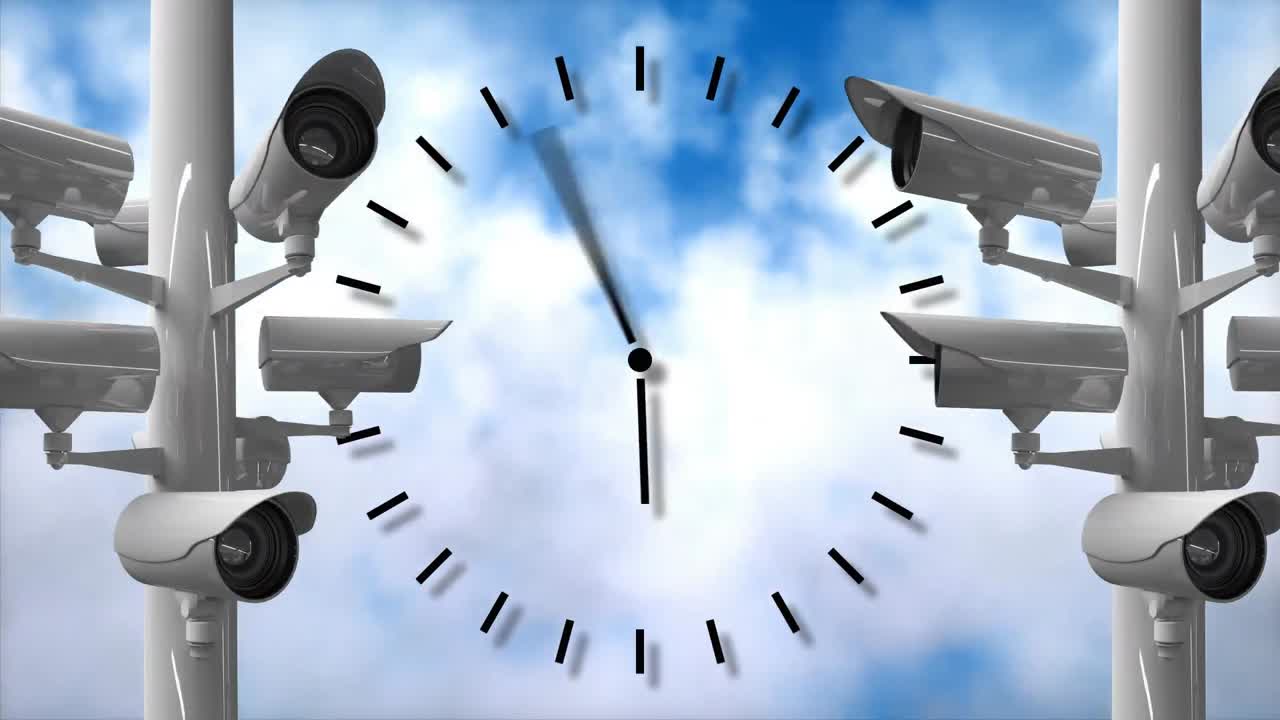 Orologio in movimento e telecamere a circuito chiuso