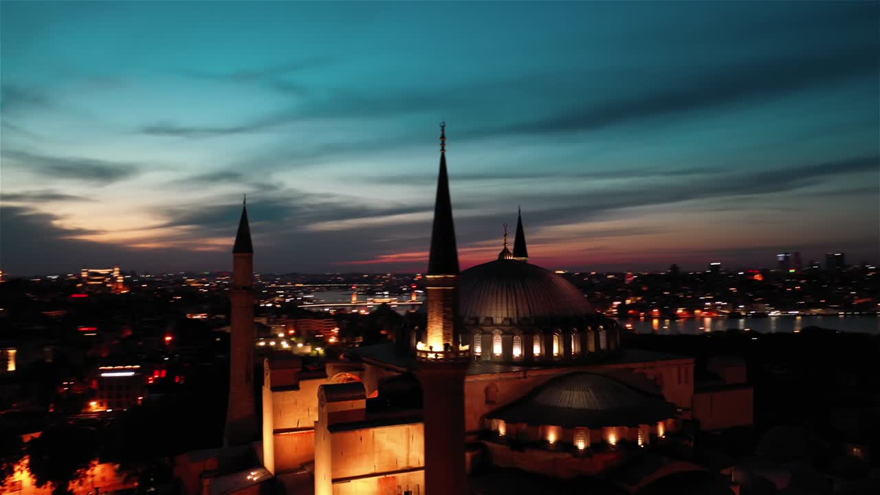 이스탄불의 하기아 소피아 (hagia sophia) 에 대한 공중 사진.