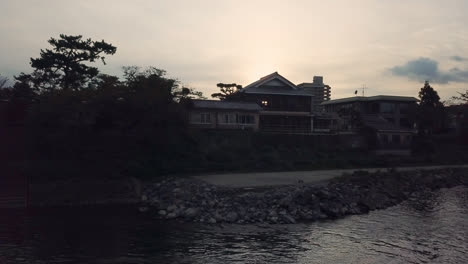 Kyoto-River-Tempel-Steigt-Statische-Aufnahme