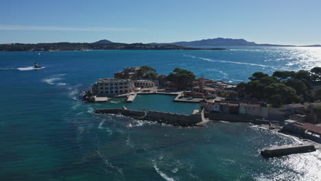 Aerial-footage-of-Bendor-Island-in-Bandol-France