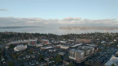 Aerial-View-Of-Urban-Landscape-By-The-Calm-River-In-Proctor-District,-Tacoma,-Washington---aerial-drone-shot