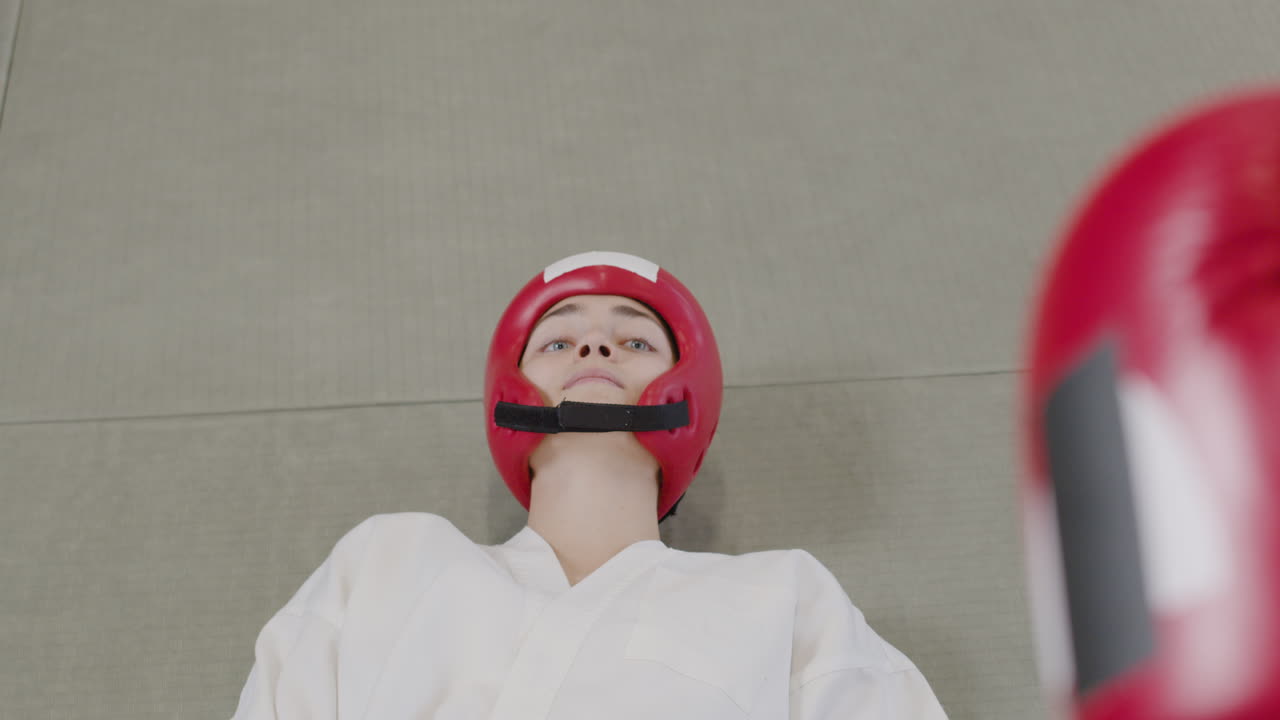 도보크 와 보호 를 입은 두 명 의 무신론자