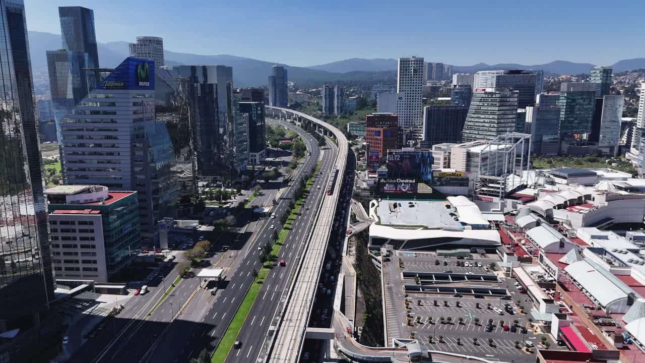 Drone video showing the intercity train as it reaches Santa Fe station