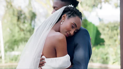 Happy,-couple-and-dance-at-outdoor-wedding