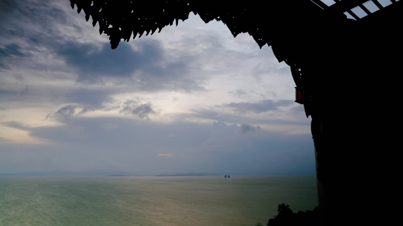 Seascape with cloudy sky