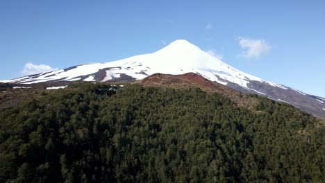 Malerische-Aussicht-Auf-Den-Vulkan-Osorno-In-Puerto-Varas,-Region-Los-Lagos,-Chile