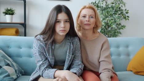 mother and daughter discussion