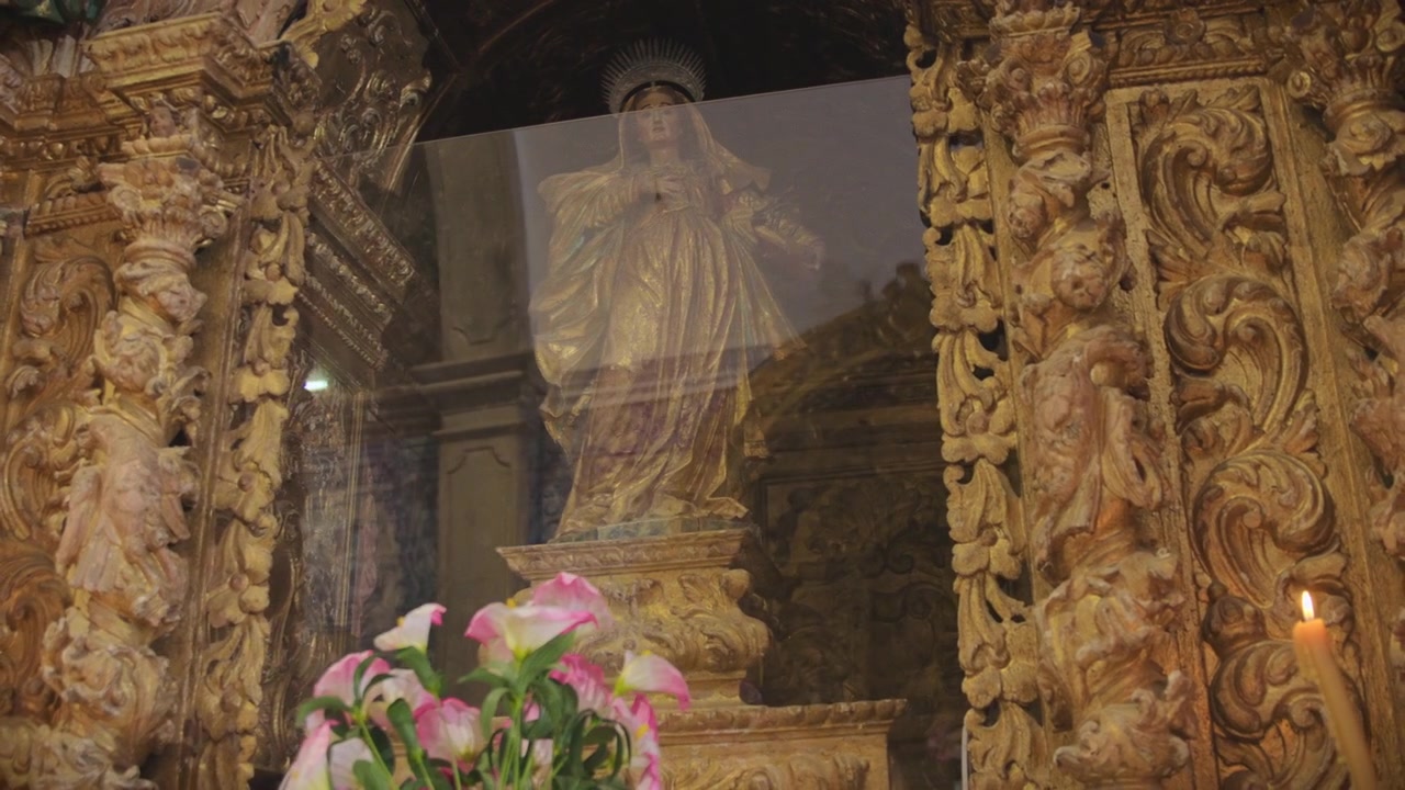 Immagine di Sant'Anna nella cappella di Nostra Signora Addolorata nel Portogallo centrale