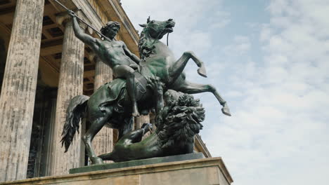 sculpture of a rider with spear and defeated lion 02