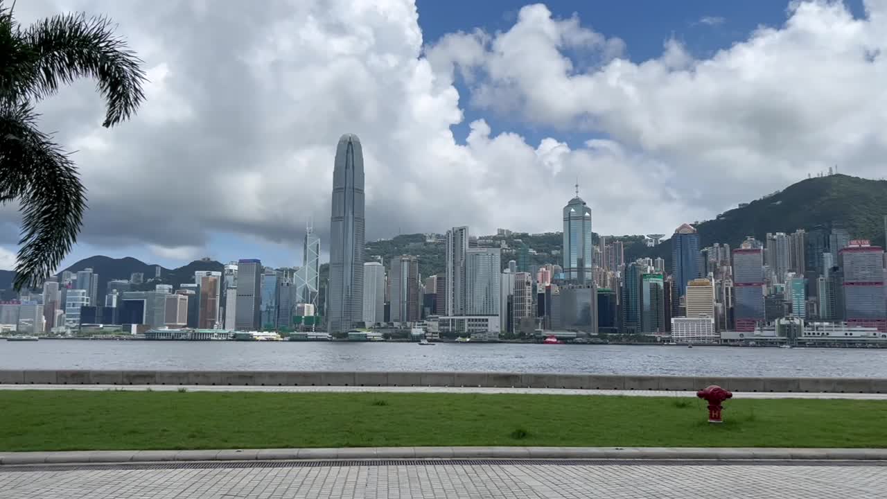 Sunny day in Hong Kong, and film it by my iPhone.