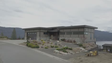 A-Newly-Built-house-overlooking-a-lake