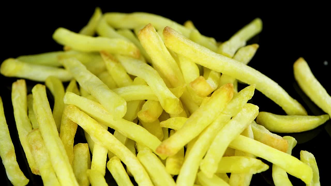 Rotating plate with crispy French Fries (seamless loopable)