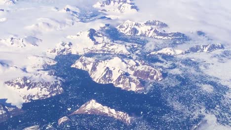 Buena-Antena-Sobre-La-Capa-De-Hielo-De-Groenlandia-Y-La-Capa-De-Nieve-Pesada-1