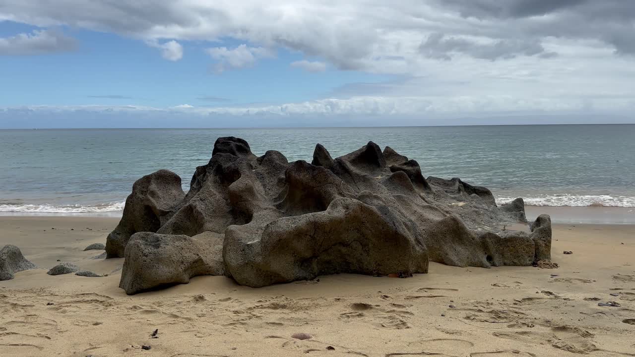 Formazioni rocciose sulla spiaggia di Masoala. Madagascar.