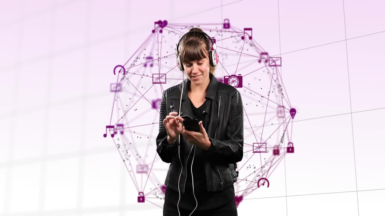 mujer usando un teléfono inteligente contra un globo de iconos digitales