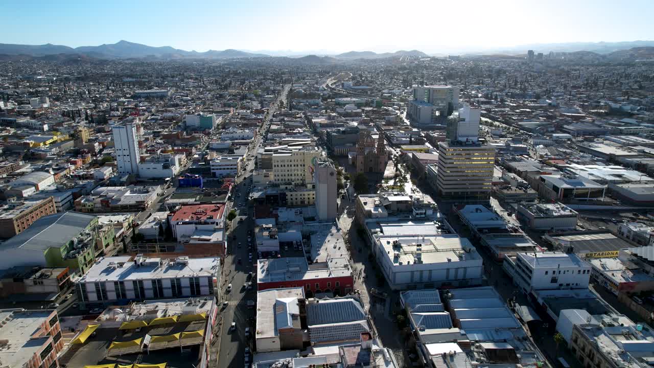 Droneoptagelse over byen Chihuahua i Mexico