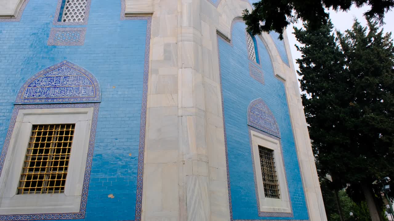 turquía de bursa. tumba verde (yesil turbe) con cerámica de iznik (cini)