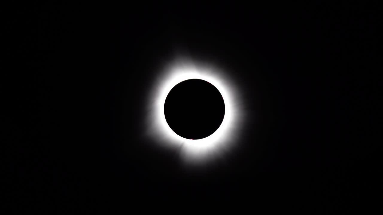 el gran eclipse de 2024 en su totalidad