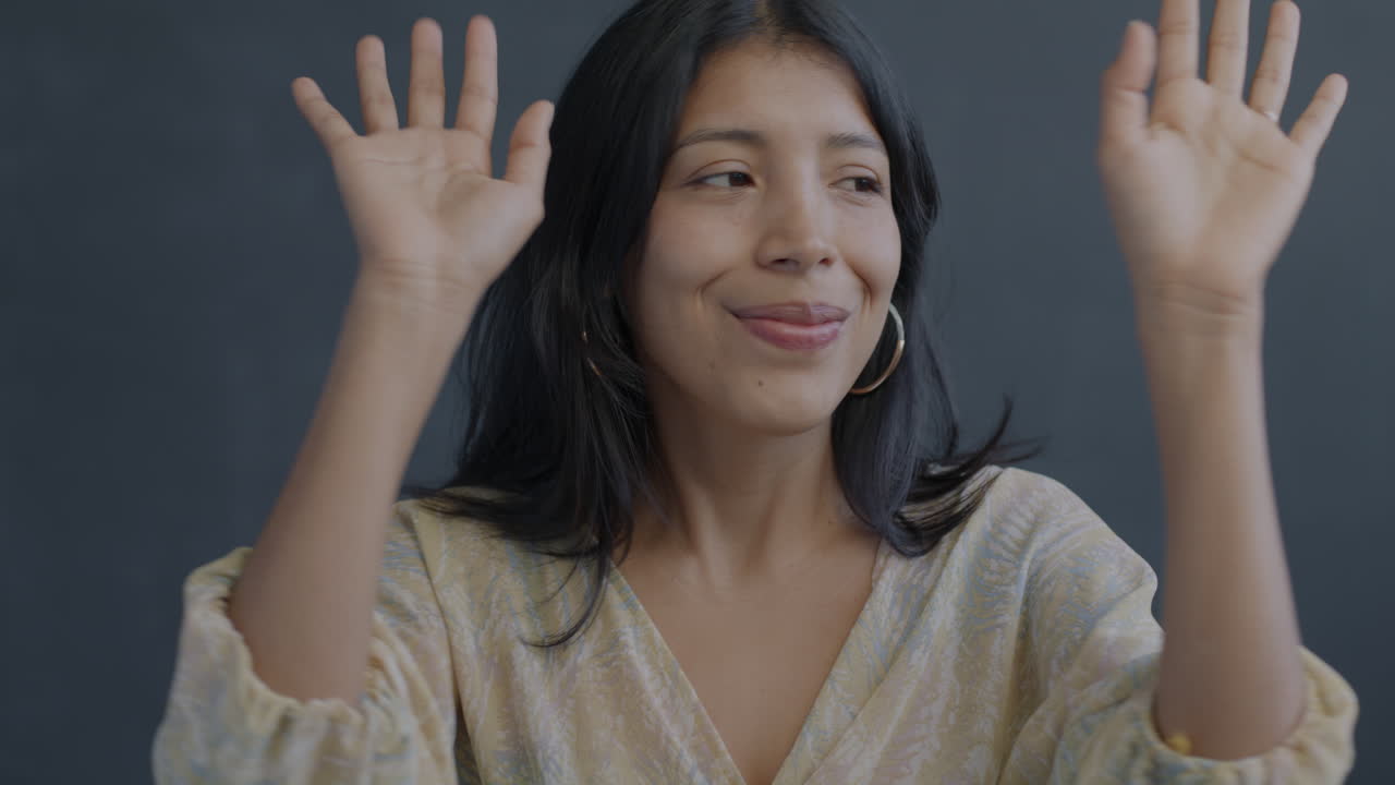 행복한 여성 초상화