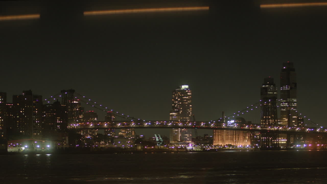 밤에 브루클린 다리, 뉴욕의 스카이 라인, 뉴욕의 시내 불빛