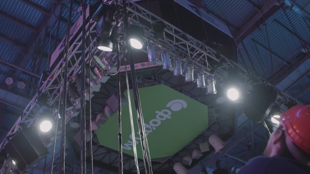 Stage Setup and Maintenance