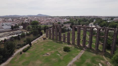 el acueducto romano intemporal