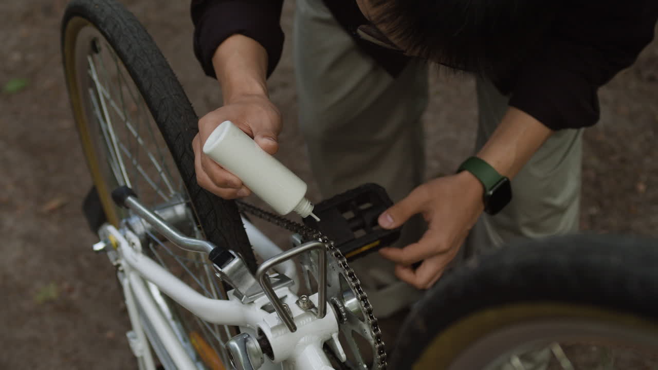 Bicycle Chain Lubrication