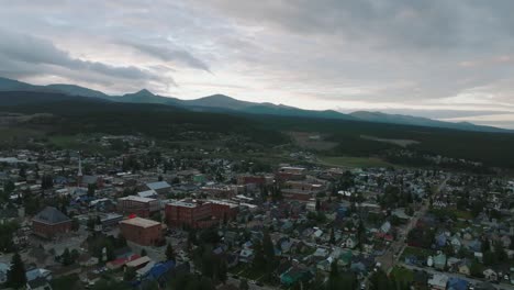 El-Centro-De-Leadville-Colorado-Al-Amanecer-Antena-1