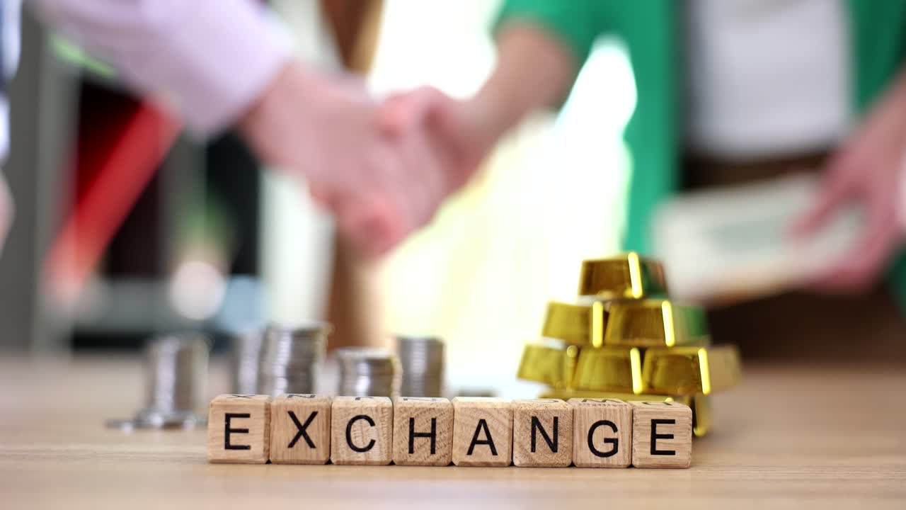 Exchange of money and gold