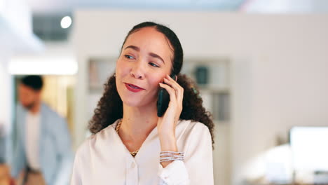 Mujer-Negra,-Llamada-Telefónica-Y-Negocios