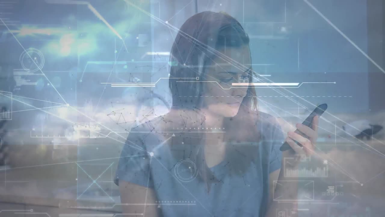 스마트 폰을 사용하는 백인 여성에 대한 연결 네트워크와 데이터 처리 애니메이션