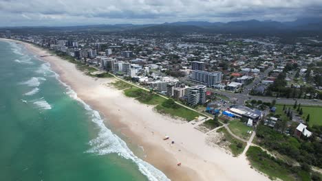 Palm-Beach---Goldküste---Queensland-Qld---Australien---Drohnenaufnahme