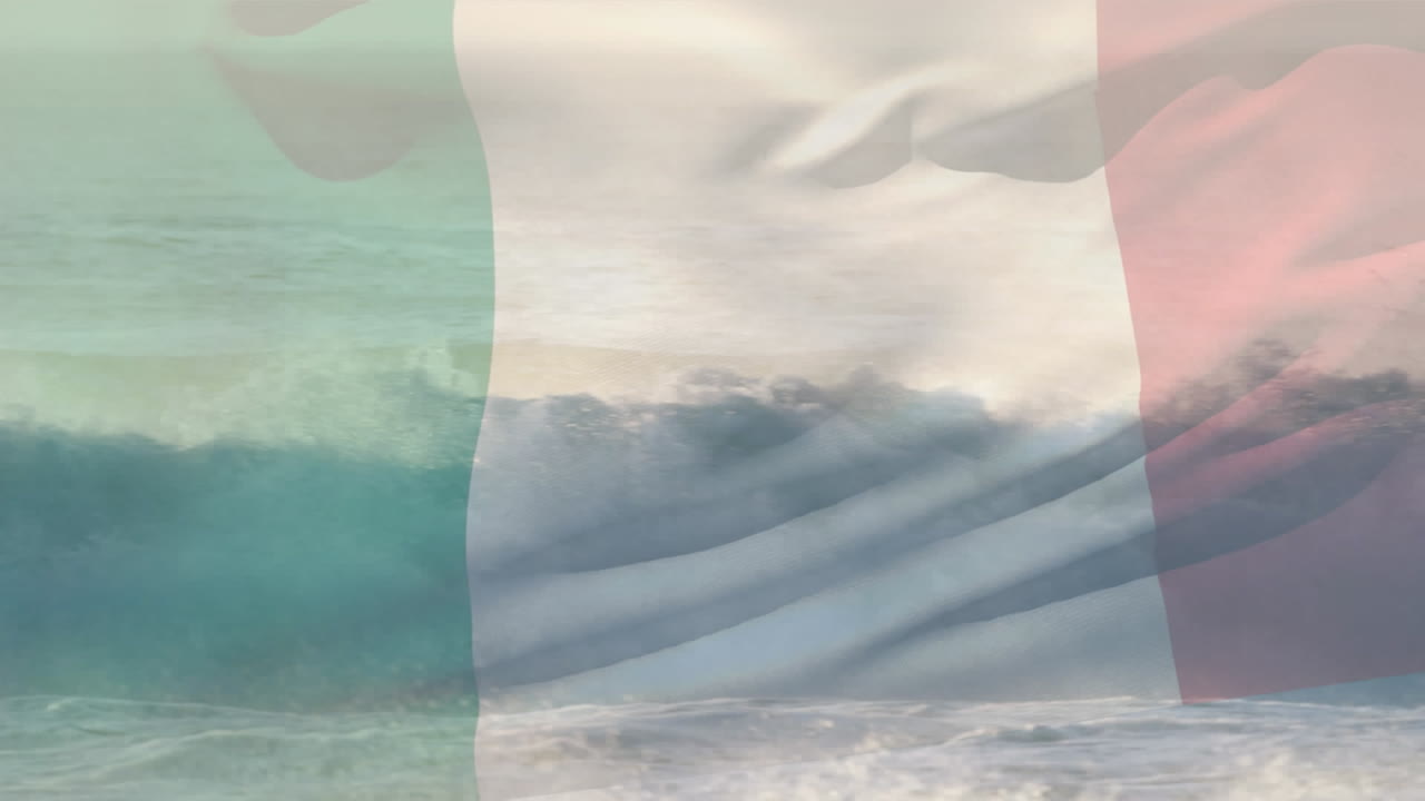 Animazione della bandiera dell'Italia che sventola su un paesaggio marino con spiaggia.