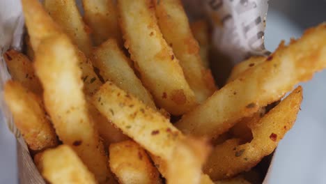 patatas fritas crujientes y sazonadas