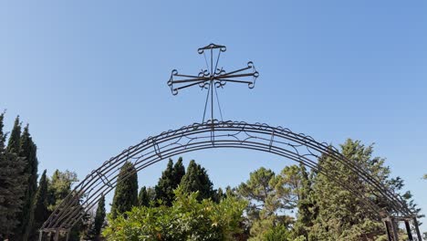 Gräber-Auf-Einem-Orthodoxen-Alten-Friedhof