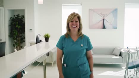 a welcoming dental office environment with a friendly practitioner and state-of-the-art equipment for patient care and comfort