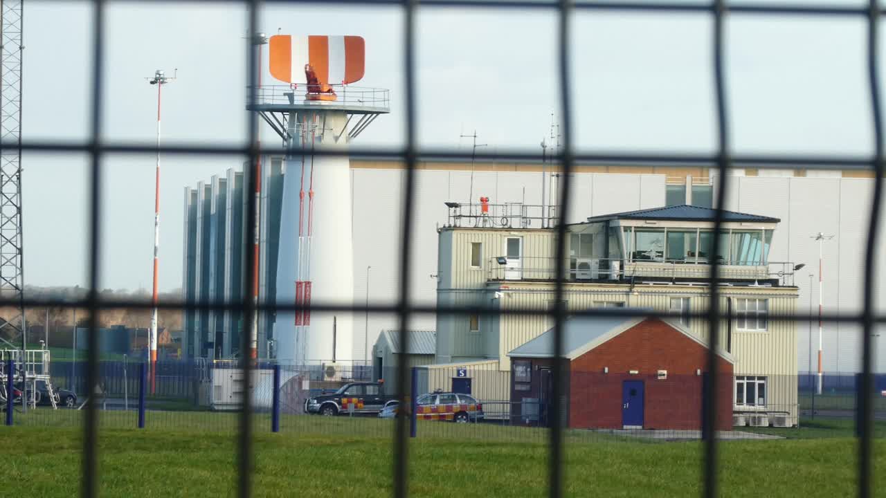 공항 비행장 레이더 항공 교통 안내 경고 시스템