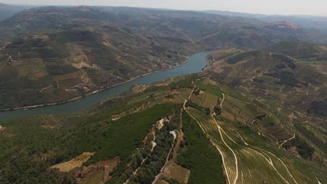 Panoramablick-Auf-Den-Fluss-Douro